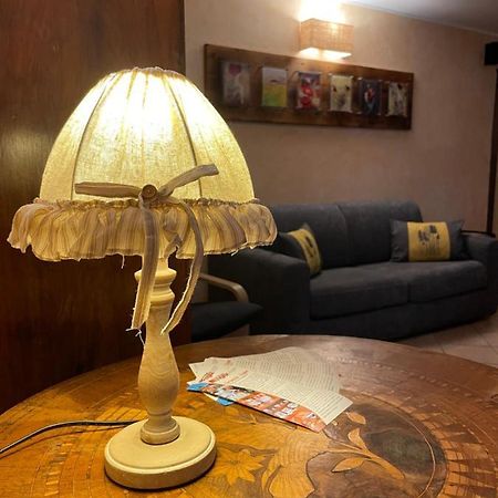 Appartement Nel Vecchio Borgo à Verrès Extérieur photo