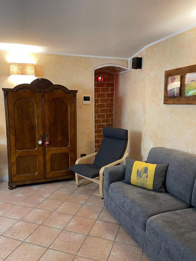 Appartement Nel Vecchio Borgo à Verrès Extérieur photo