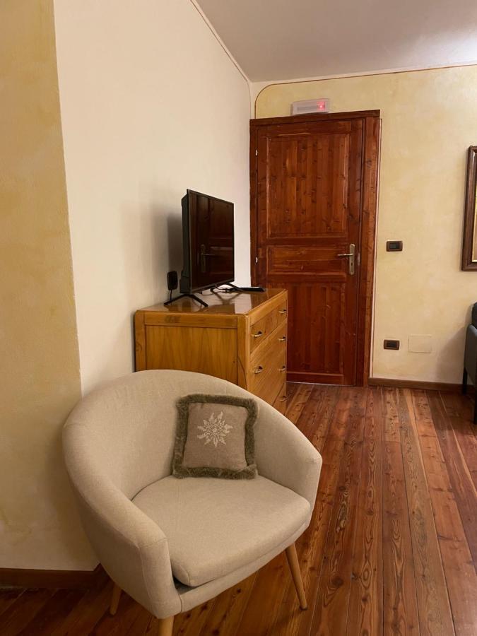 Appartement Nel Vecchio Borgo à Verrès Extérieur photo